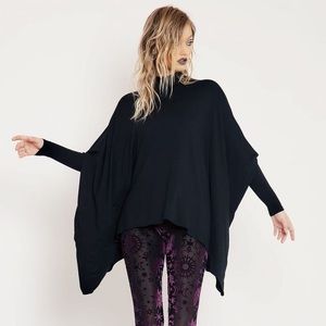 Blackmilk Ultra Batwing Top